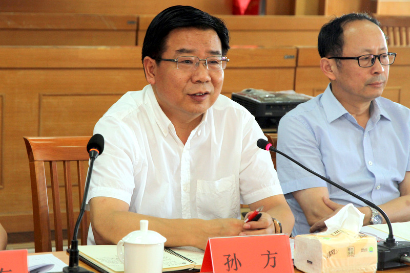 淮北矿业在淮海实业集团相山水泥公司召开对标学习交流会