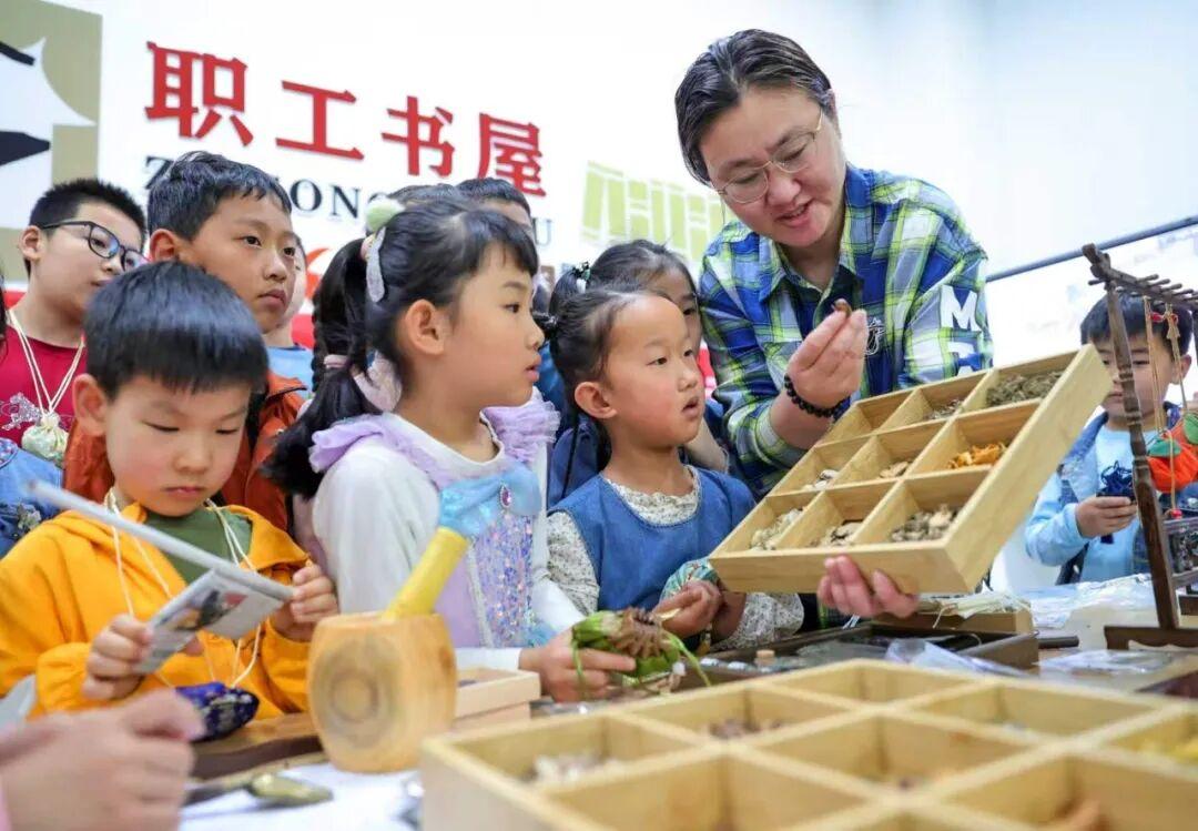 说明: 67dd30636b354e4ffa70d939e7e27926.jpg